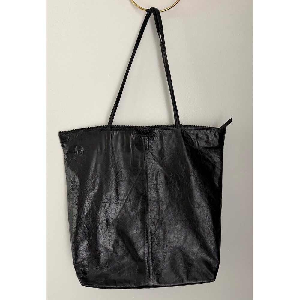 Latico Leather Tote Bag Black Large Purse Zip Close Floral Fabric Lining